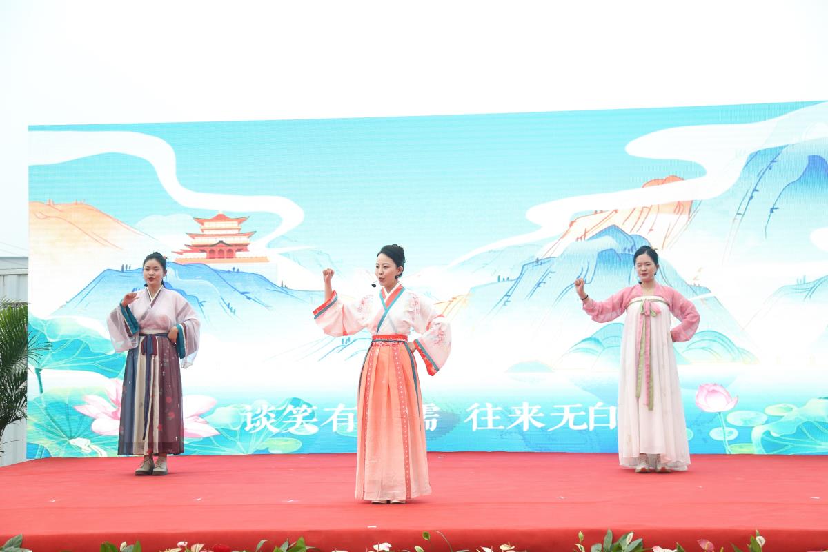 1695888347121068149.jpg 0O6A2614.jpg