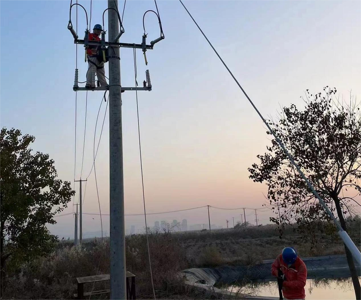 1701856238010043408.png 图片1.png